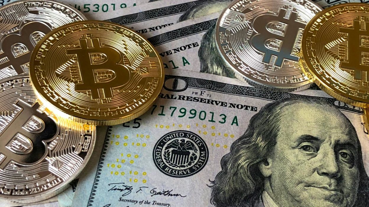 Bitcoin, dollar