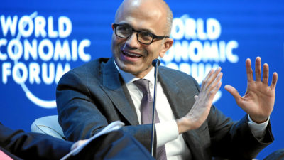 Microsoft licencie massivement et se vante