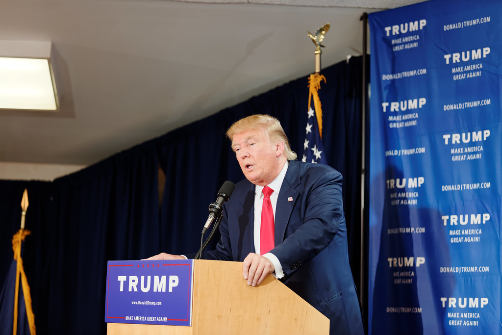 Donald Trump impose de nouveaux droits de douane fermes pour protéger l’Amérique