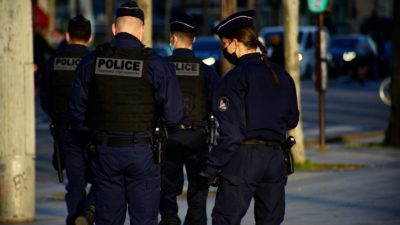 Un jeune homme frappé par la police à Saint-Denis relance le débat sur l’impunité