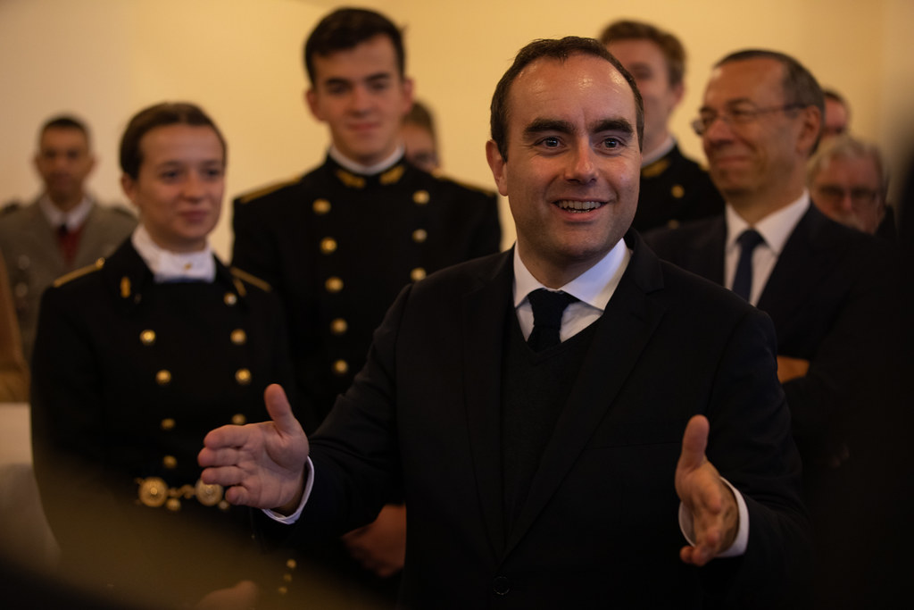Sébastien Lecornu à Matignon : un baptême du feu