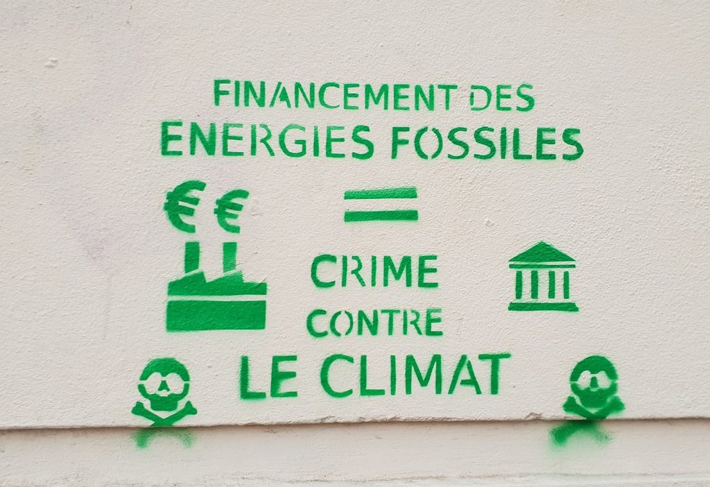 Les gouvernements promettent la transition écologique tout en préparant une explosion de la production fossile