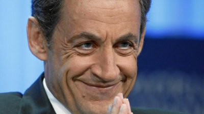 Nicolas Sarkozy garde ses postes chez Lagardère et Accor malgré sa condamnation