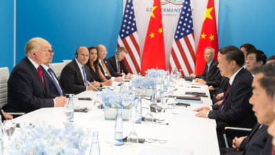 Donald Trump et Xi Jinping : entre sourires diplomatiques et guerre économique