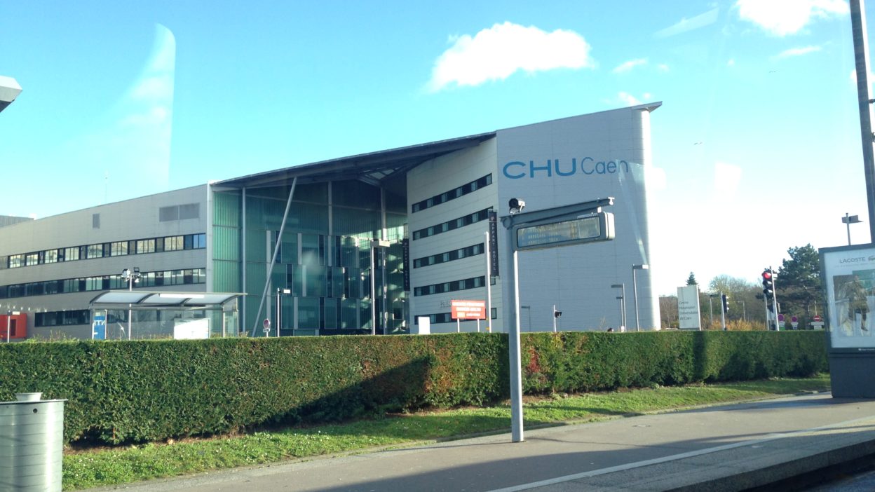 Le CHU de Caen illustre la crise profonde de l’hôpital public, miné par le manque de moyens et l’épuisement du personnel soignant.