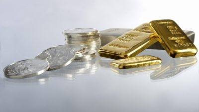 L’or et l’argent atteignent des records historiques, portés par l’incertitude géopolitique et la baisse attendue des taux d’intérêt.