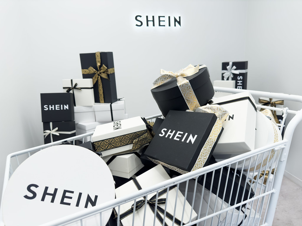 Les douanes révisent à la baisse les 80 % d’irrégularités sur les colis Shein contrôlés
