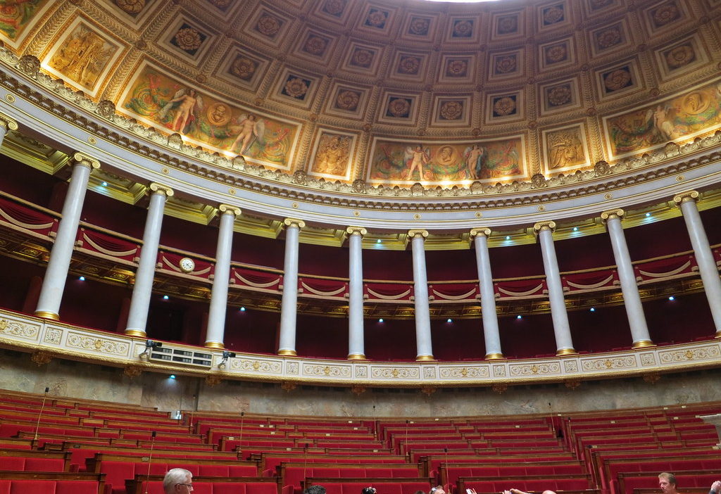 Assemblée nationale et Sénat votent la loi spéciale