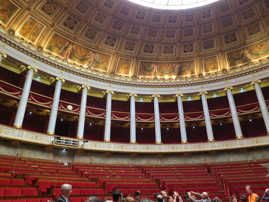 L’Assemblée nationale et le Sénat votent l’extension des crédits 2025 au début 2026