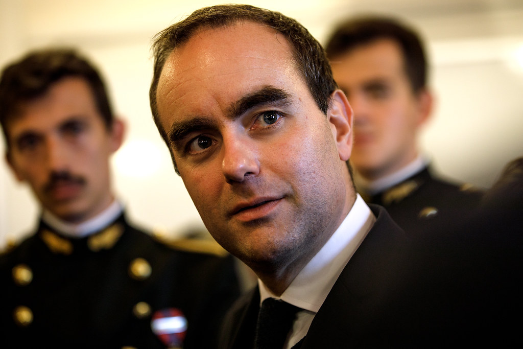 Paris envisage le contournement parlementaire