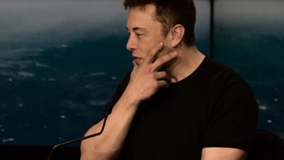 L’IA Grok de X est accusée de générer des contenus sexuels illégaux malgré les dénégations d’Elon Musk et les mesures annoncées