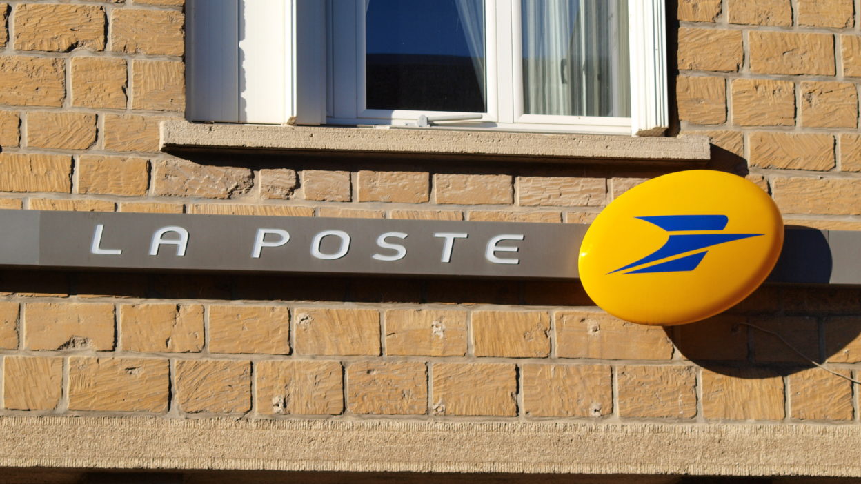 Une cyberattaque DDoS massive a paralysé les services de La Poste pendant plusieurs heures