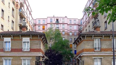 Un projet pour les bailleurs jugé électoraliste et inefficace face à une crise du logement aggravée par la bureaucratie et des choix politiques contestés