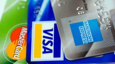 Des eurodéputés alertent sur la dépendance de l’Europe aux réseaux de paiement américains