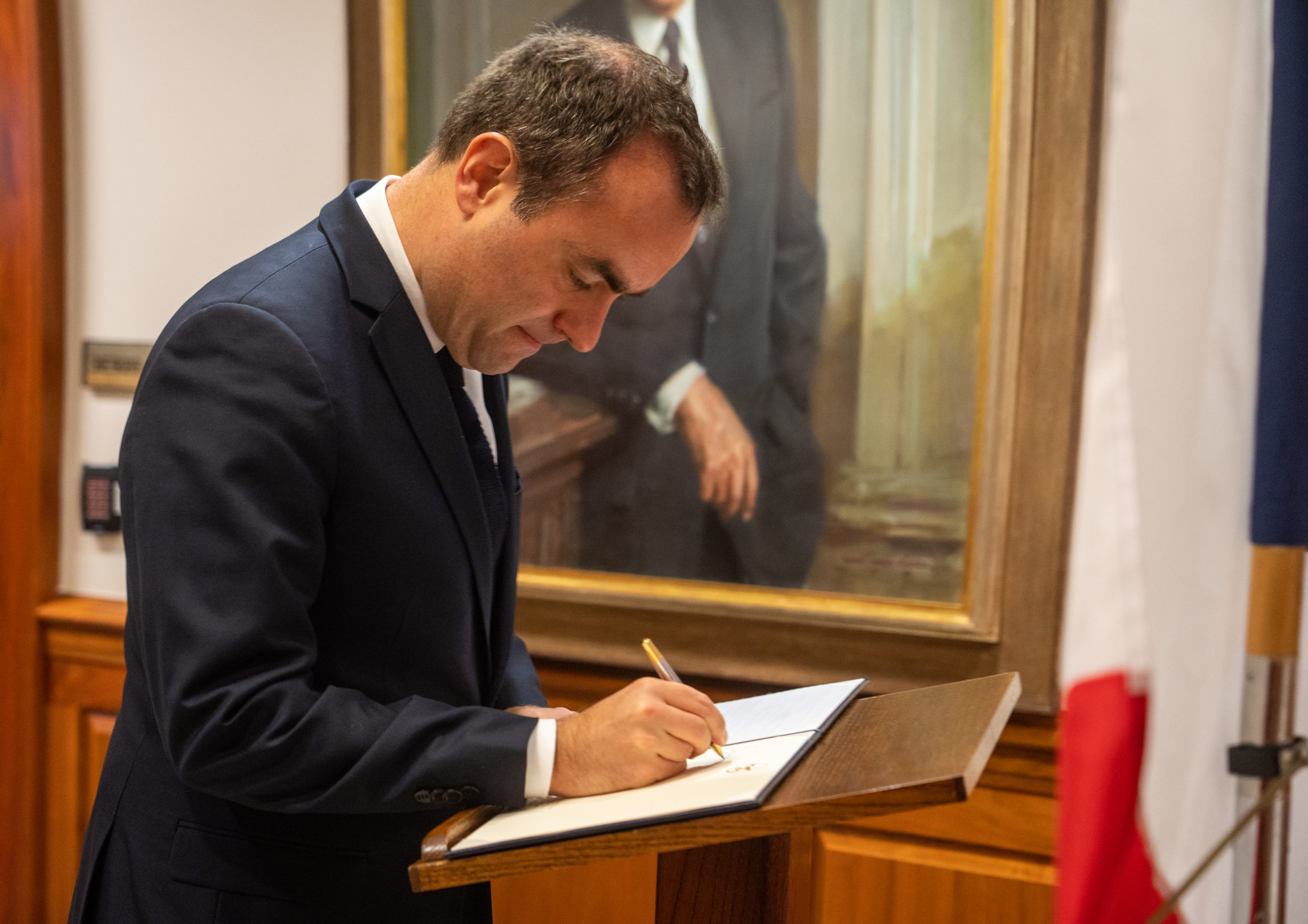 Assemblée nationale : Lecornu passe le cap, la menace de censure repoussée