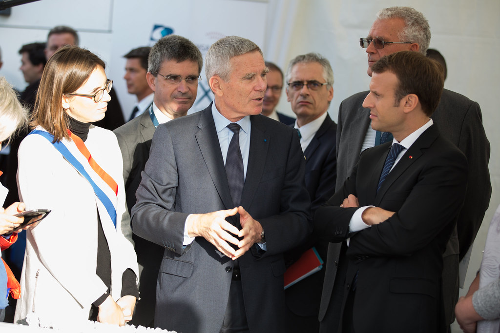 Emmanuel Macron visite un GAEC en Haute-Saône