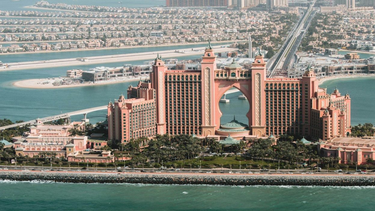 « Hier : zéro. Aujourd’hui : zéro » : à Dubaï, la guerre fait disparaître les touristes