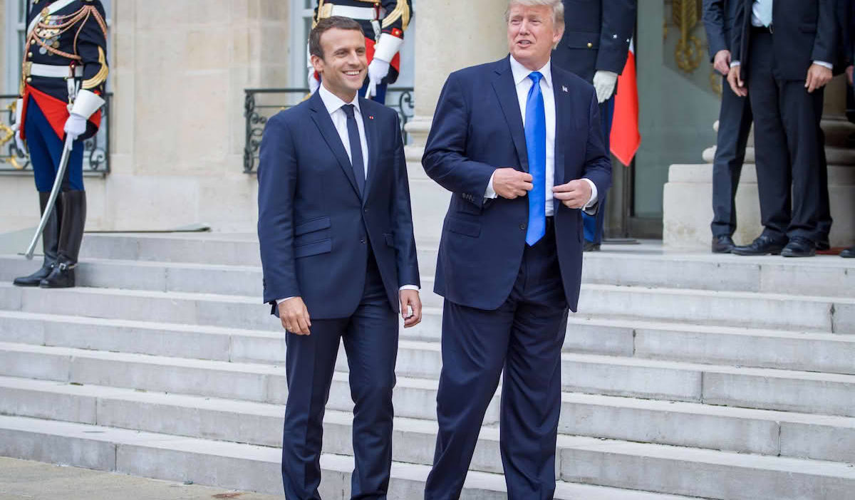 En direct de la Maison Blanche, Donald Trump humilie Macron et lui met un 8 sur 10