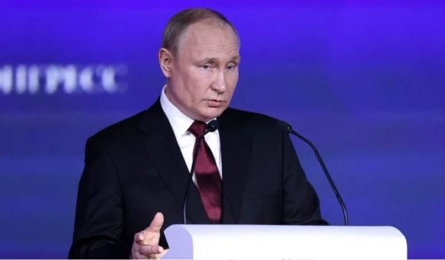 Six milliards d'euros en deux semaines : la crise iranienne remplit les caisses de guerre de Moscou