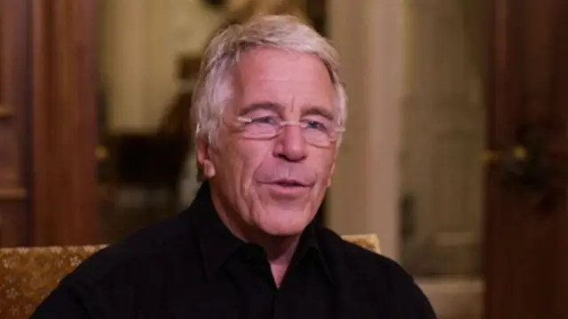 33 témoignages, 6 victimes possibles : ce que révèle le volet français de l’affaire Epstein